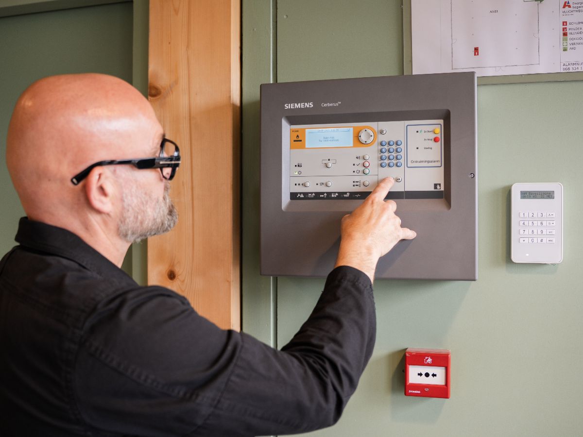 Assistent monteur bevei­li­gings­techniek (met ervaring elek­tro­techniek) - GreenCareer
